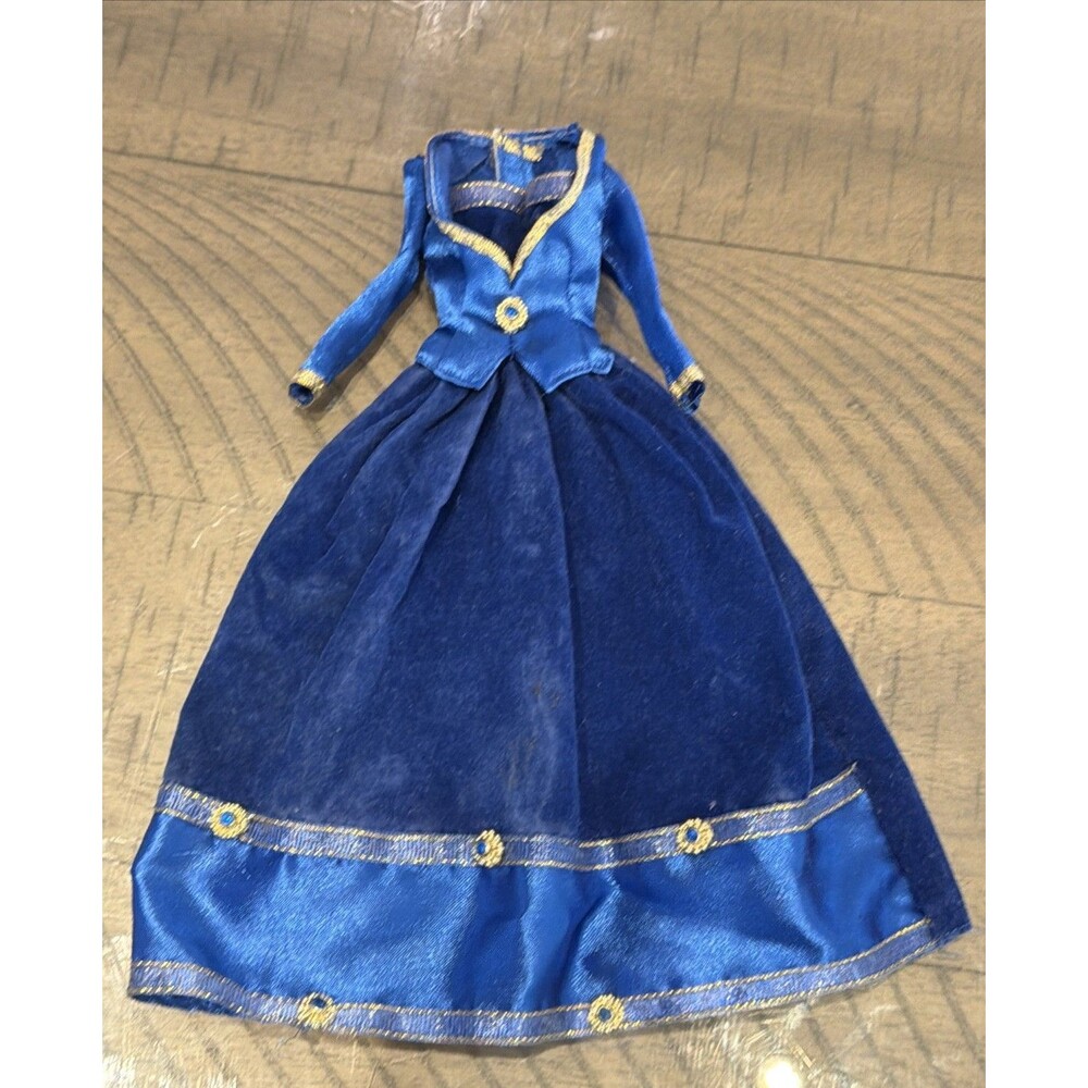 Jakks Pacific blue dress 1999 2000 Holiday Elegance Toys 'R US Exclusive